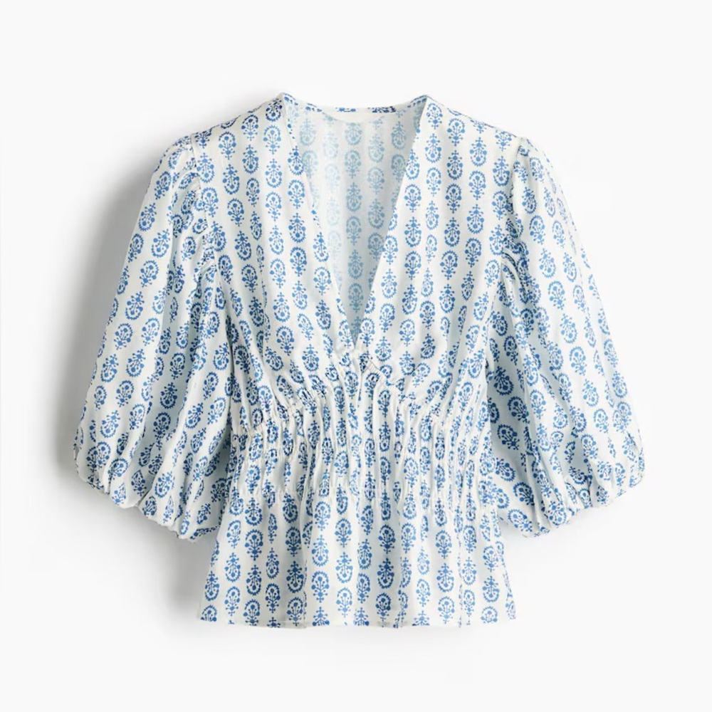 H&M V-Neck Blouse 🩵🤍 - Picture 4 of 8